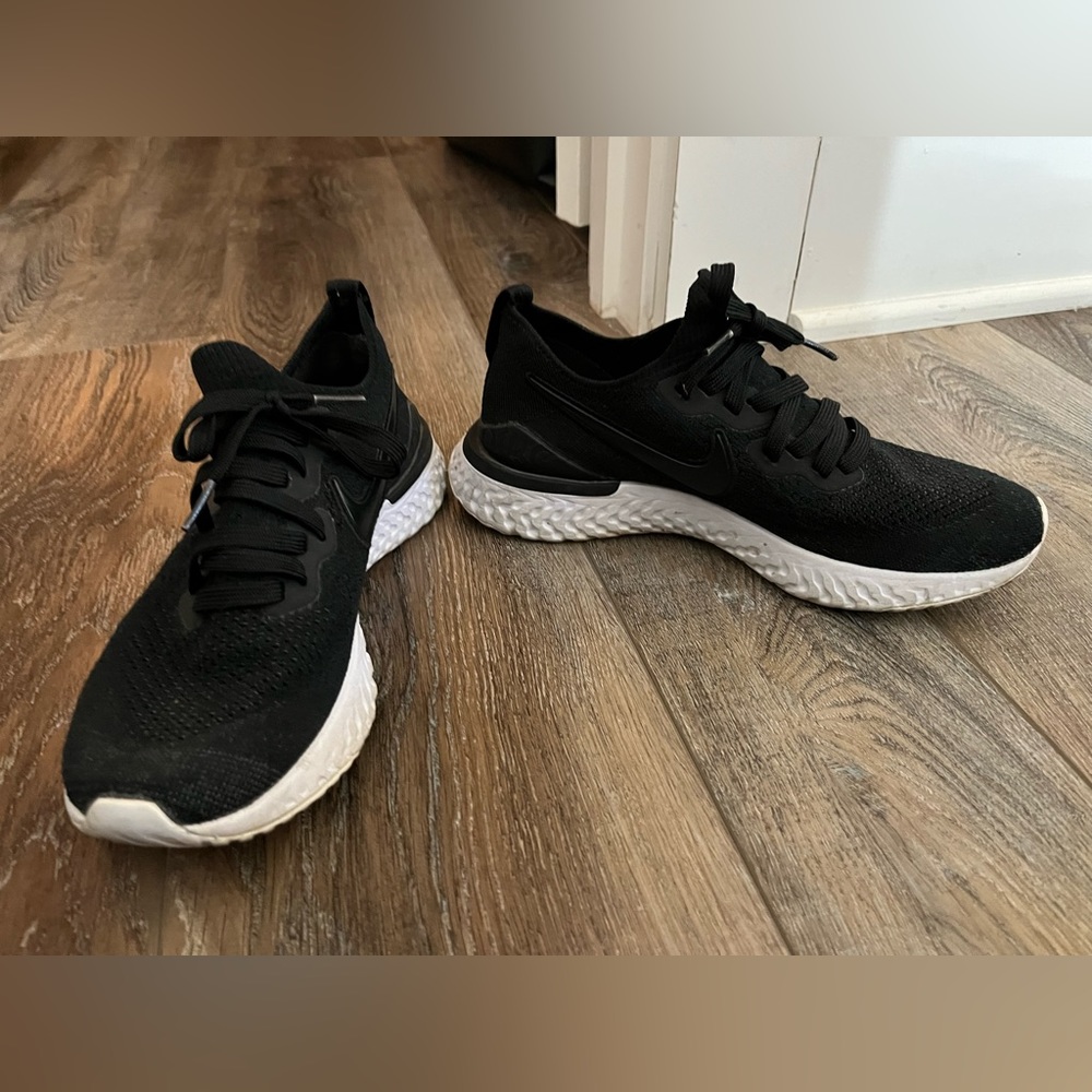 Nike Flyknit React